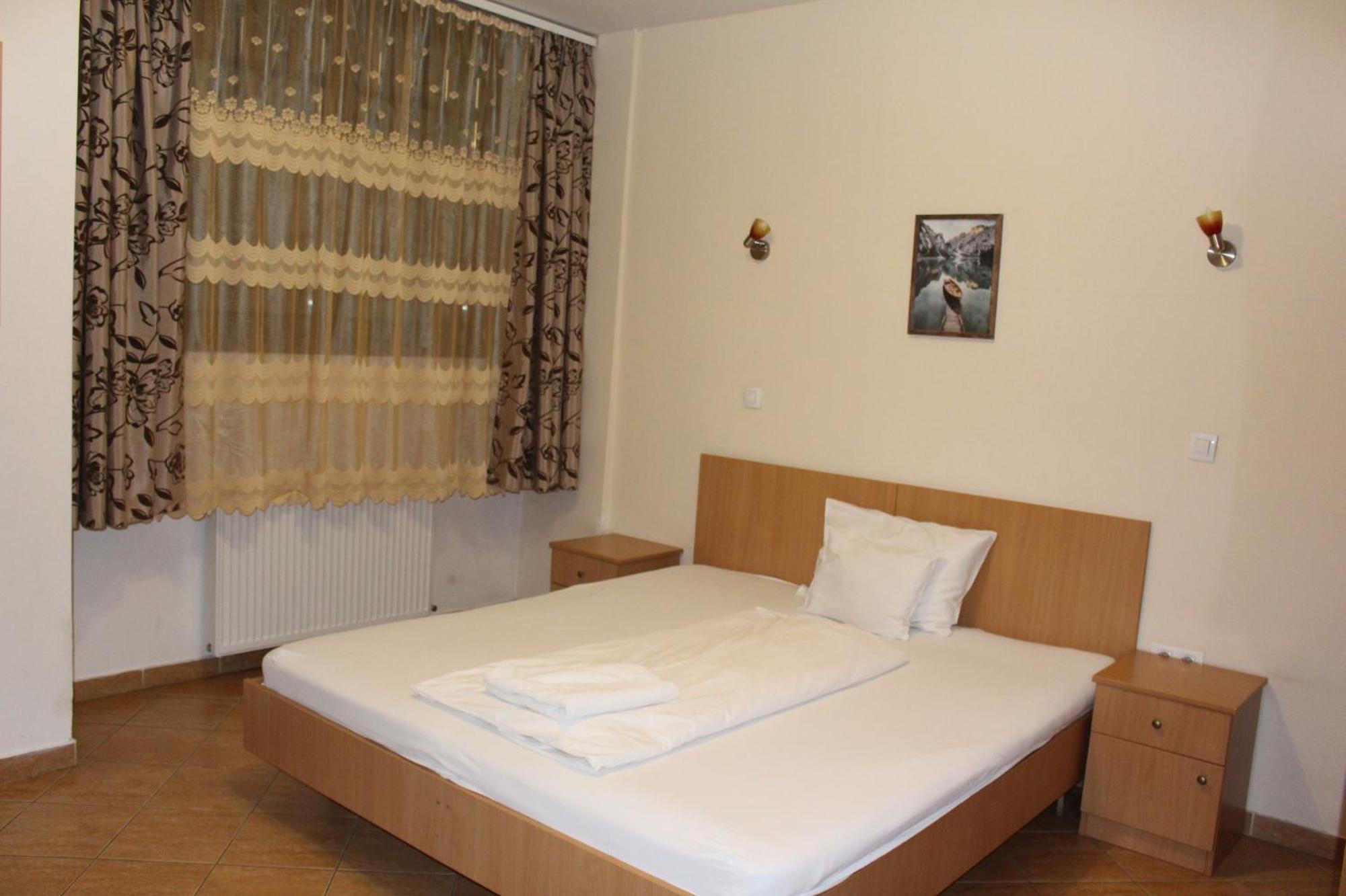 Esprit Hotel Budapest Bagian luar foto