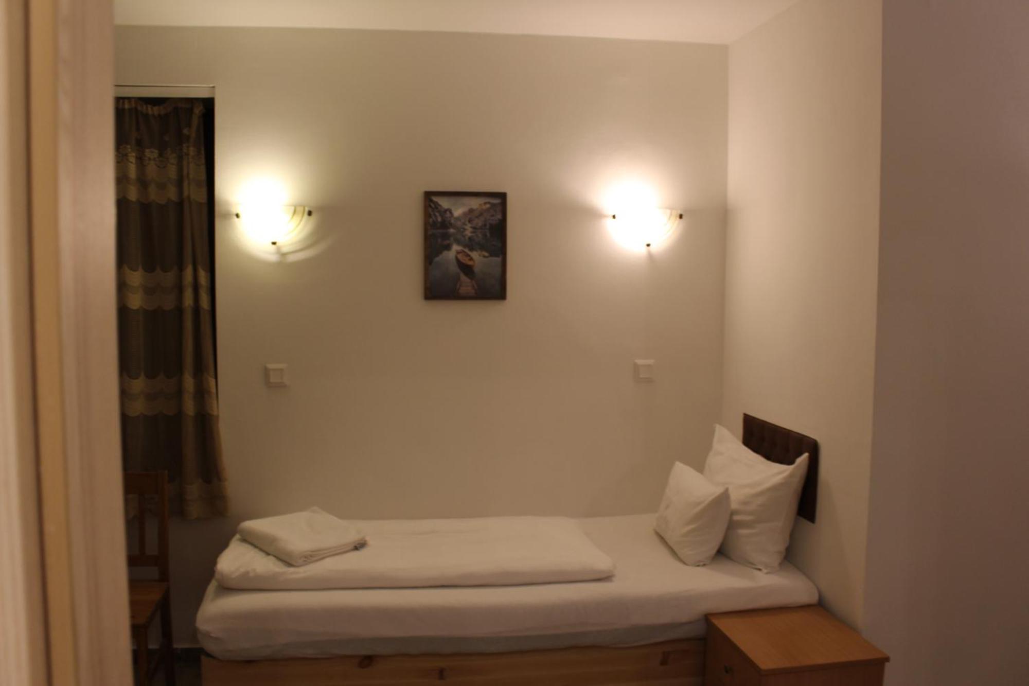 Esprit Hotel Budapest Bagian luar foto