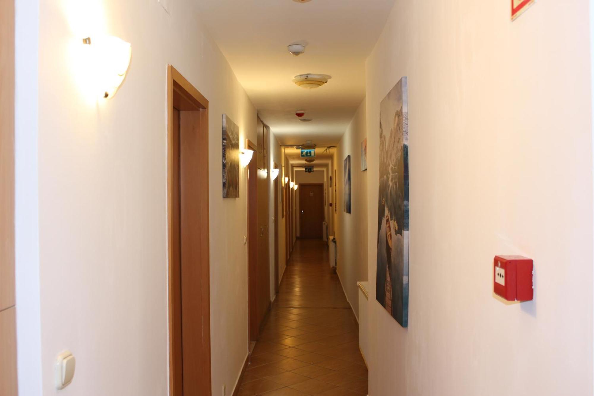 Esprit Hotel Budapest Bagian luar foto