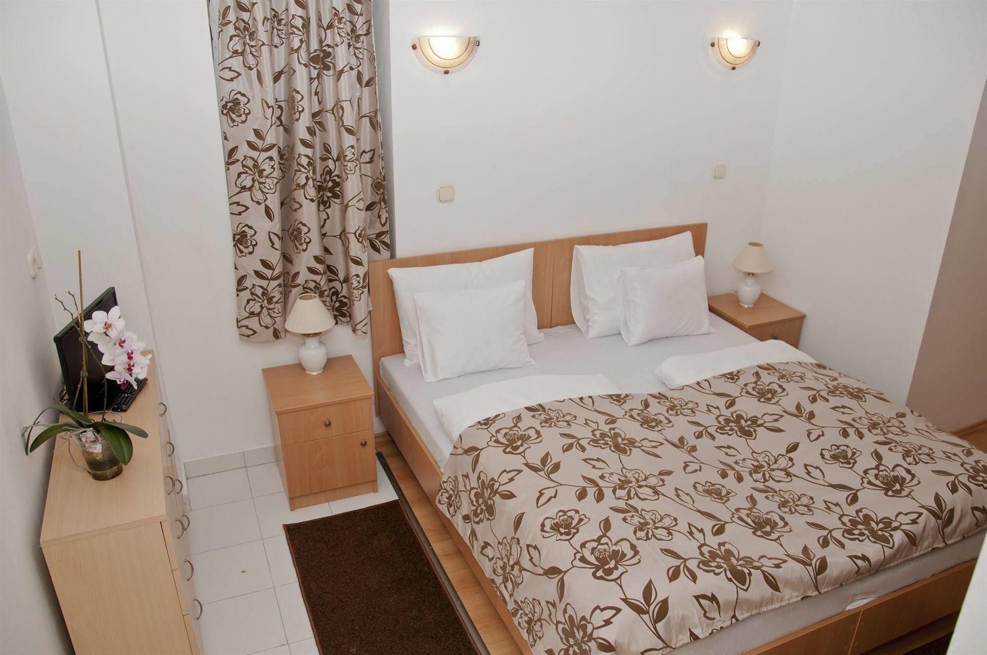 Esprit Hotel Budapest Bagian luar foto