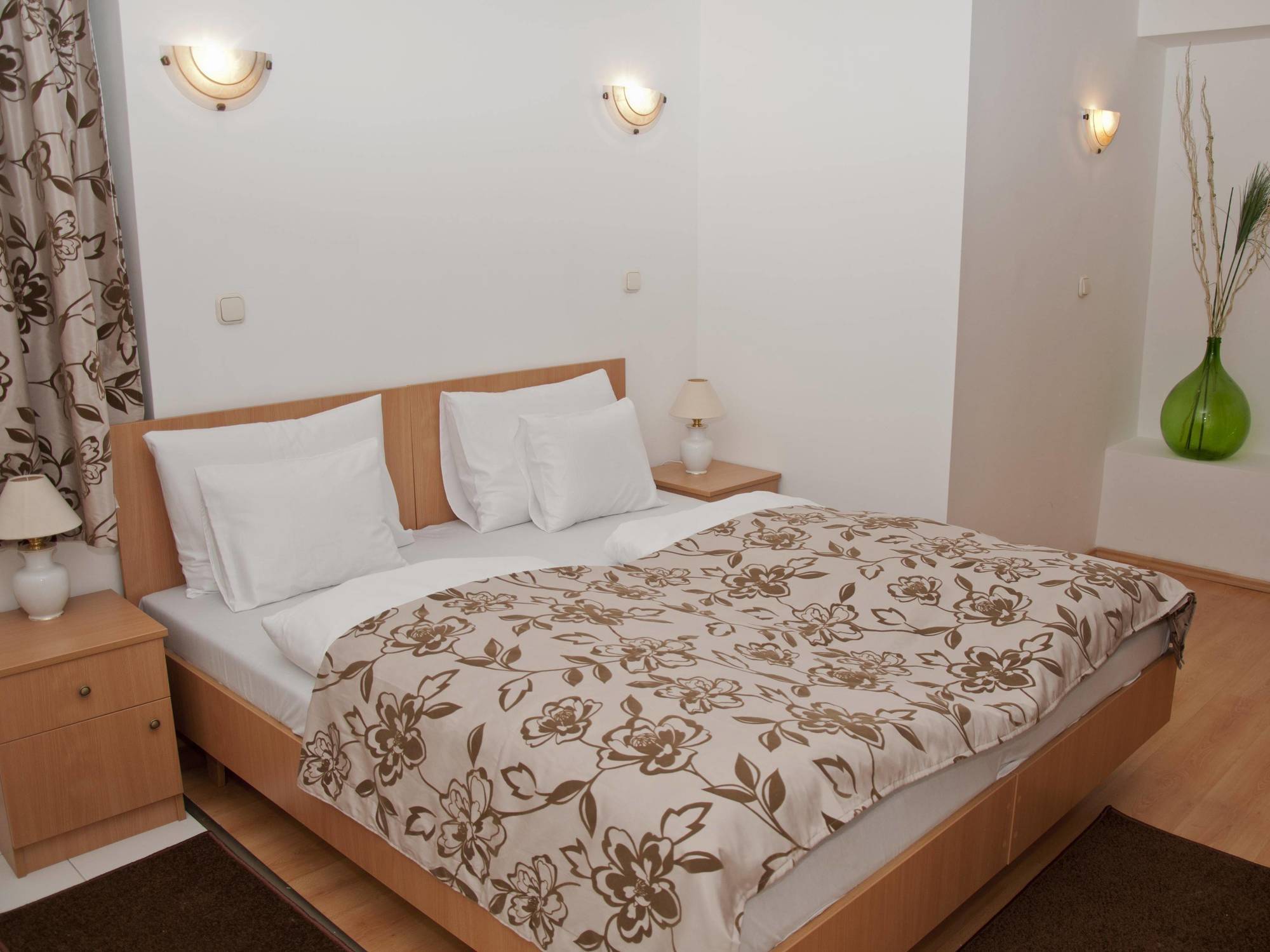 Esprit Hotel Budapest Bagian luar foto